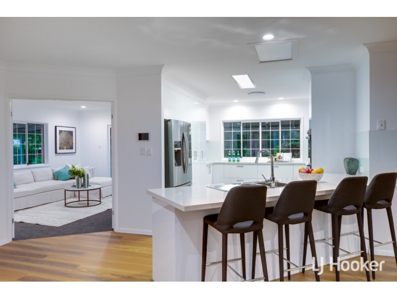 74 Solway Crescent, Carbrook QLD 4130
