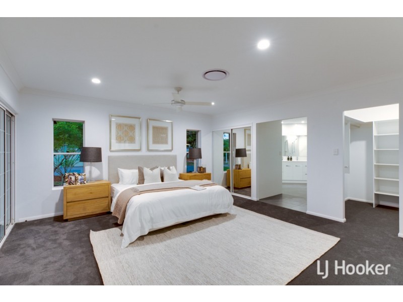 74 Solway Crescent, Carbrook QLD 4130