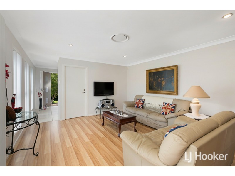 7 Parklink Drive, Redland Bay QLD 4165