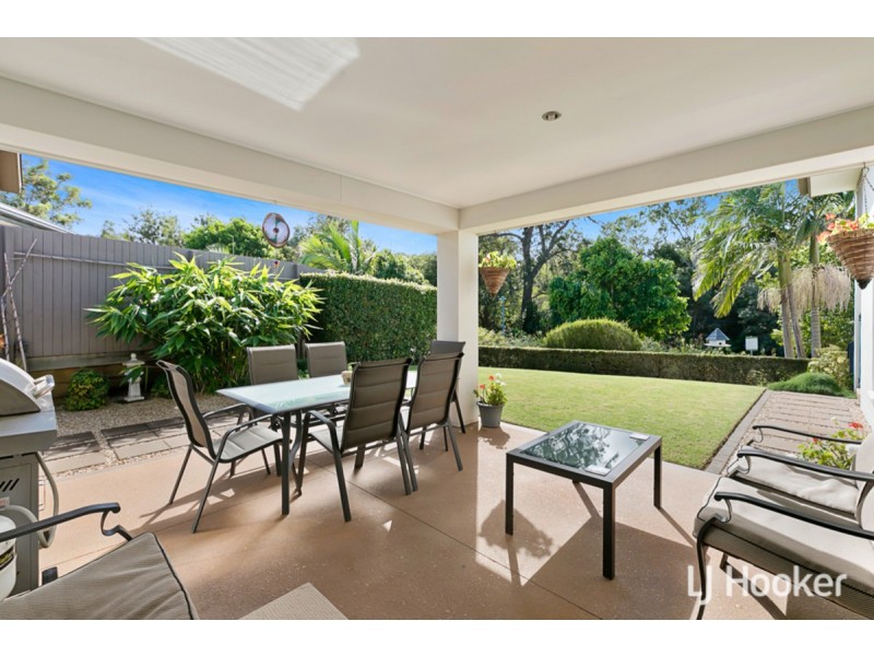 7 Parklink Drive, Redland Bay QLD 4165