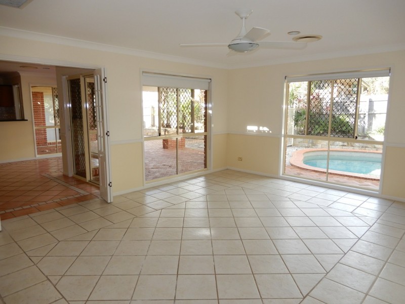 5 Lomond Place, Victoria Point QLD 4165