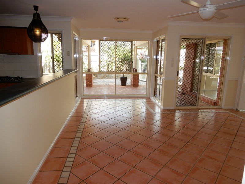 5 Lomond Place, Victoria Point QLD 4165