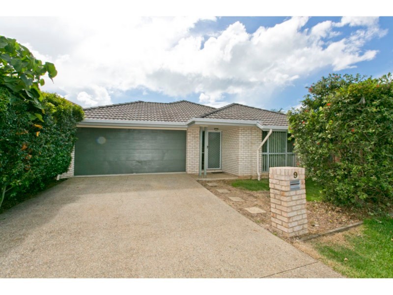 9 Turquoise Street, Redland Bay QLD 4165