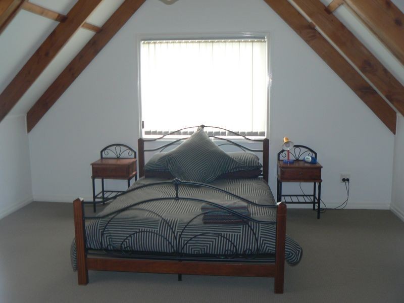 20 Prescoter Drive, Victoria Point QLD 4165