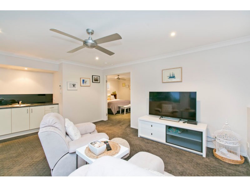 15 Palana Drive, Alexandra Hills QLD 4161