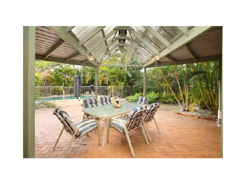 14 Redgrove Avenue, Wellington Point QLD 4160