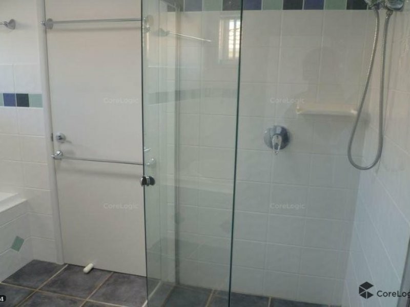 24 Coventry Court, Wellington Point QLD 4160