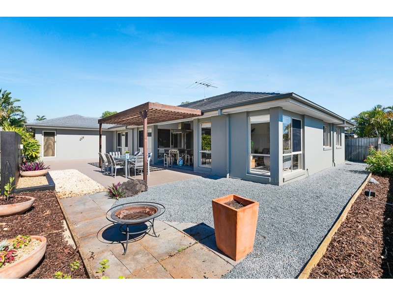 16 Thornlands Road, Thornlands QLD 4164