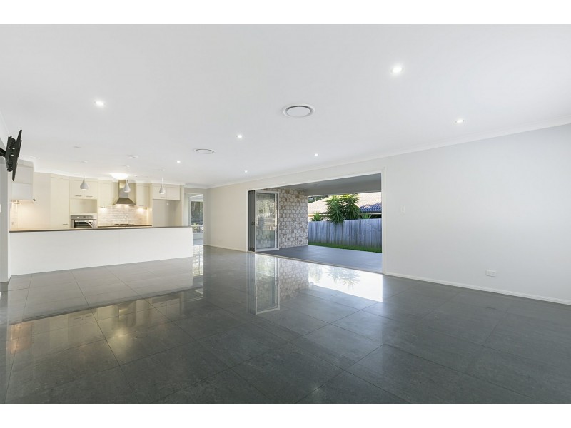 10 Spotted Gum Crescent, Mount Cotton QLD 4165