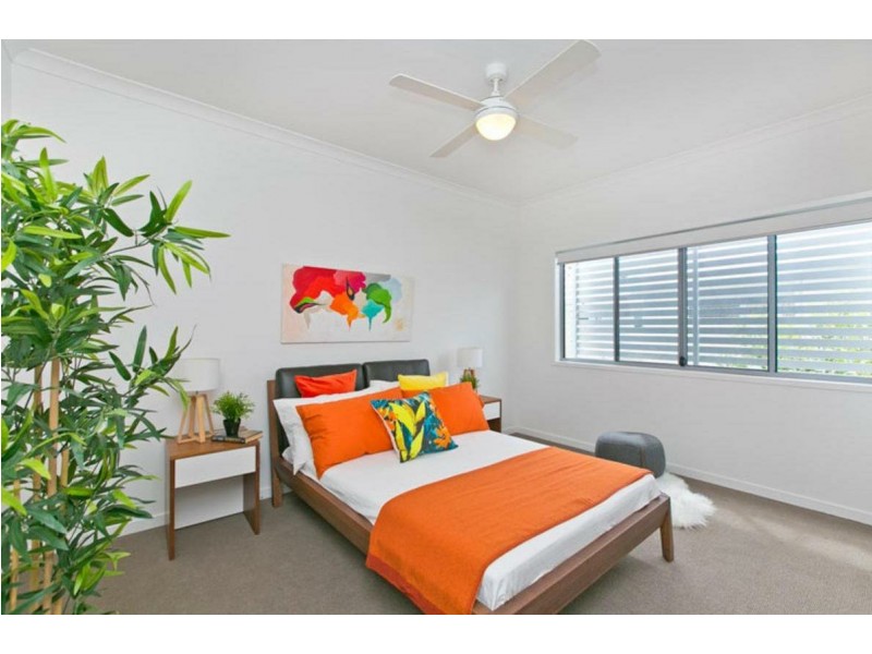 2/25-27 Passage Street, Cleveland QLD 4163