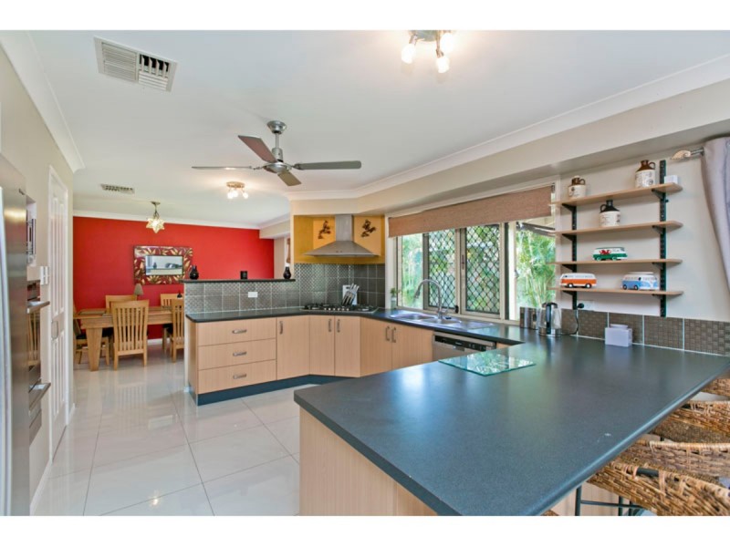 4 Zeus Court, Cleveland QLD 4163