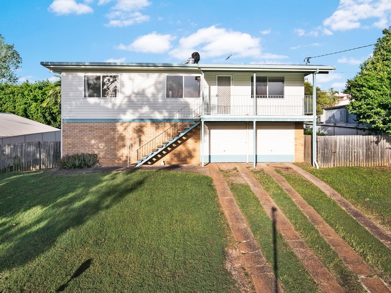 25 Parakeet Street, Birkdale QLD 4159