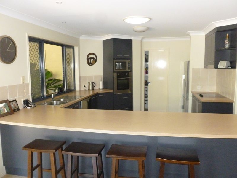 2 Gretchen Circuit, Thornlands QLD 4164