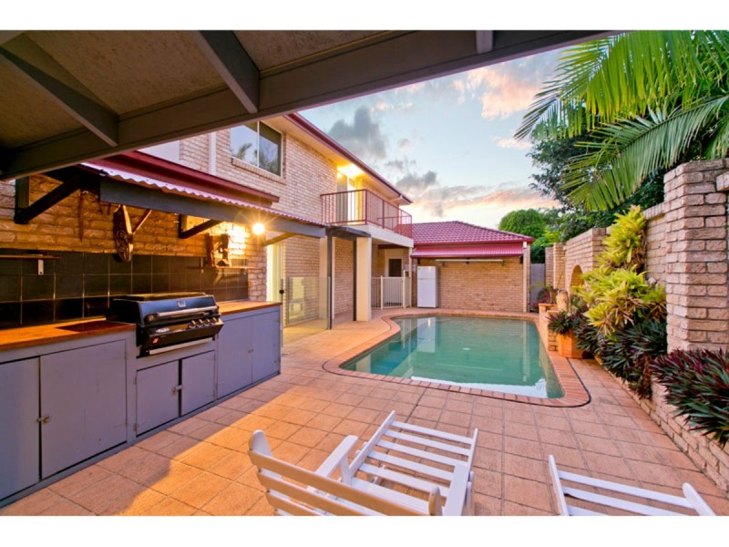 9 Mathison Court, Redland Bay QLD 4165