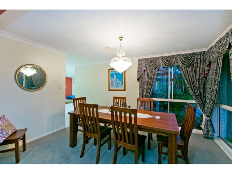 9 Mathison Court, Redland Bay QLD 4165