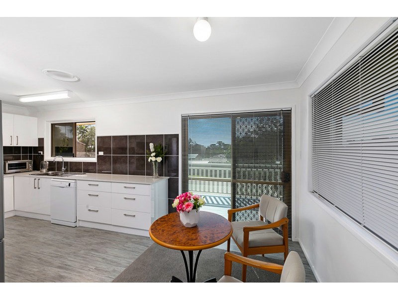 8 School Road, Capalaba QLD 4157