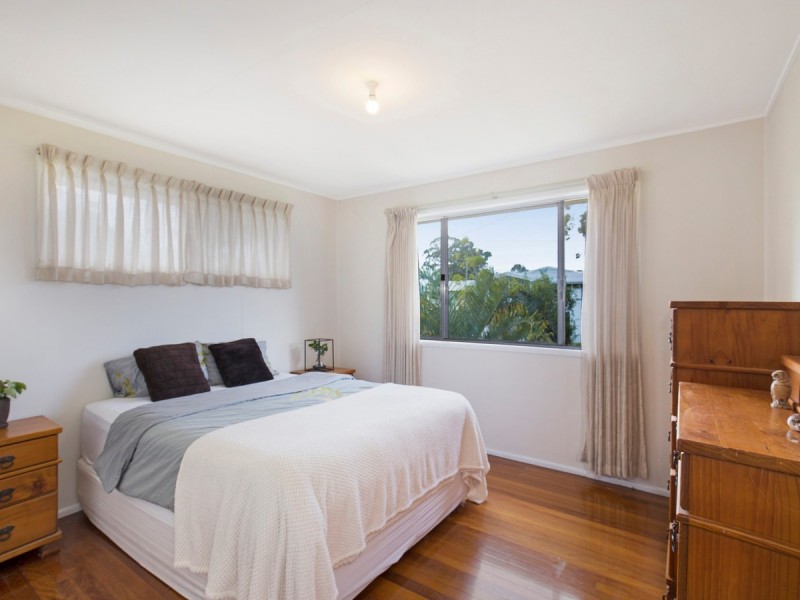37 Pittwin Road South, Capalaba QLD 4157