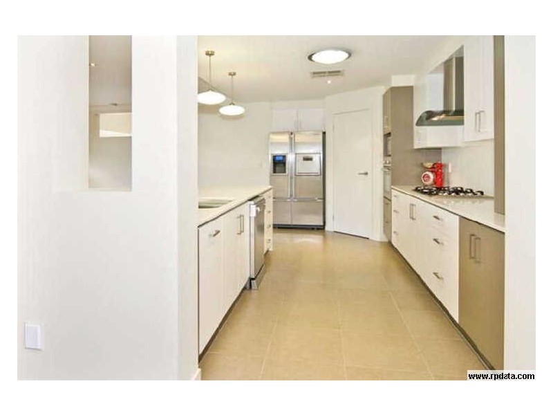 13 Seaspray Street, Thornlands QLD 4164