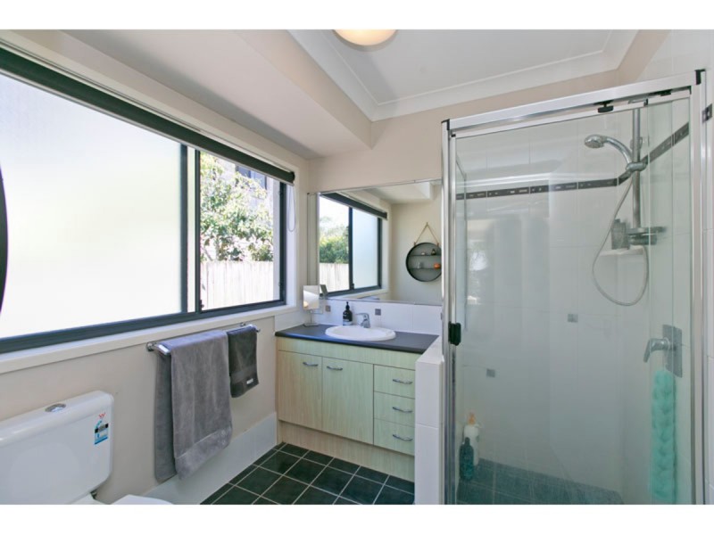 19 Trafalgar Vale Avenue, Wellington Point QLD 4160