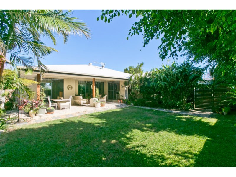 19 Trafalgar Vale Avenue, Wellington Point QLD 4160