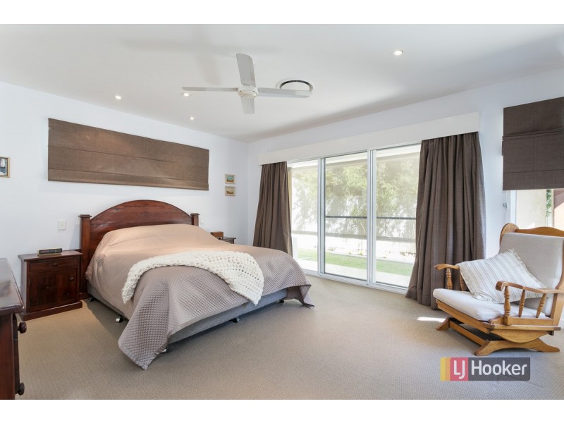 52 Ribonwood Street, Thornlands QLD 4164