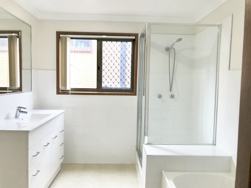 24 Elmhurst Street, Capalaba QLD 4157