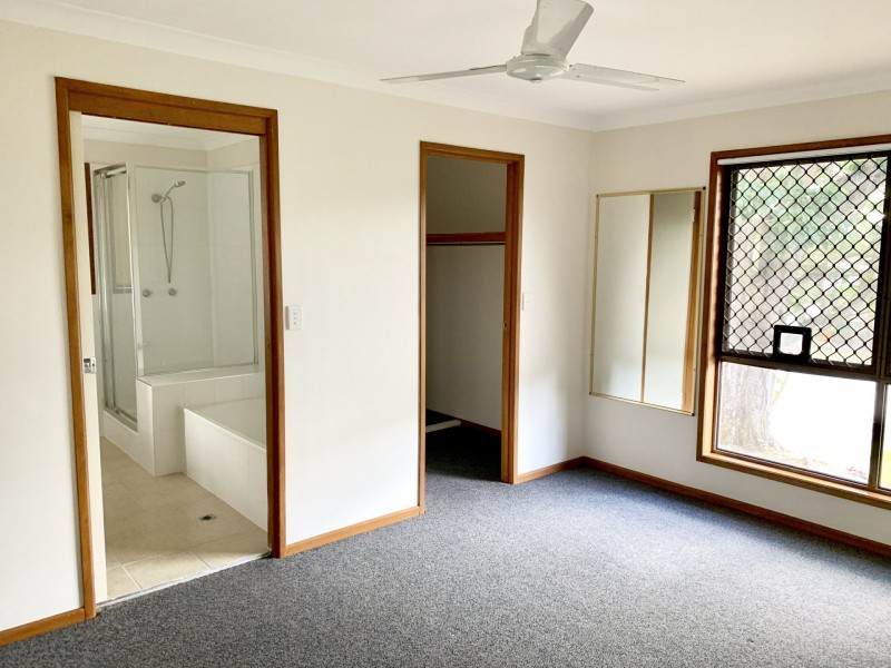 24 Elmhurst Street, Capalaba QLD 4157