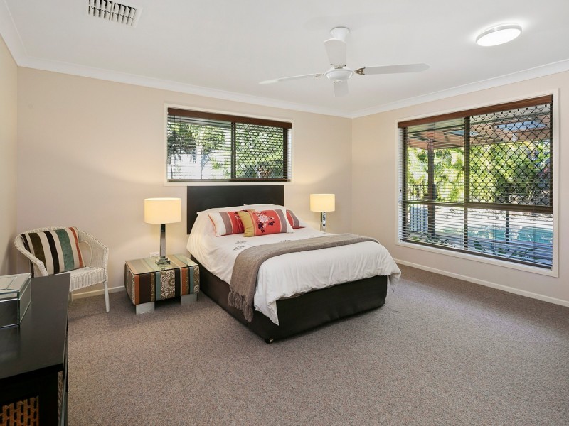 12 Chatsworth Circuit, Capalaba QLD 4157