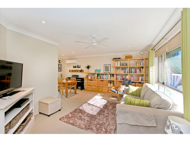 12 Agate Court, Alexandra Hills QLD 4161