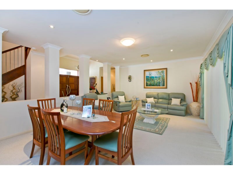18 Hayman Street, Redland Bay QLD 4165