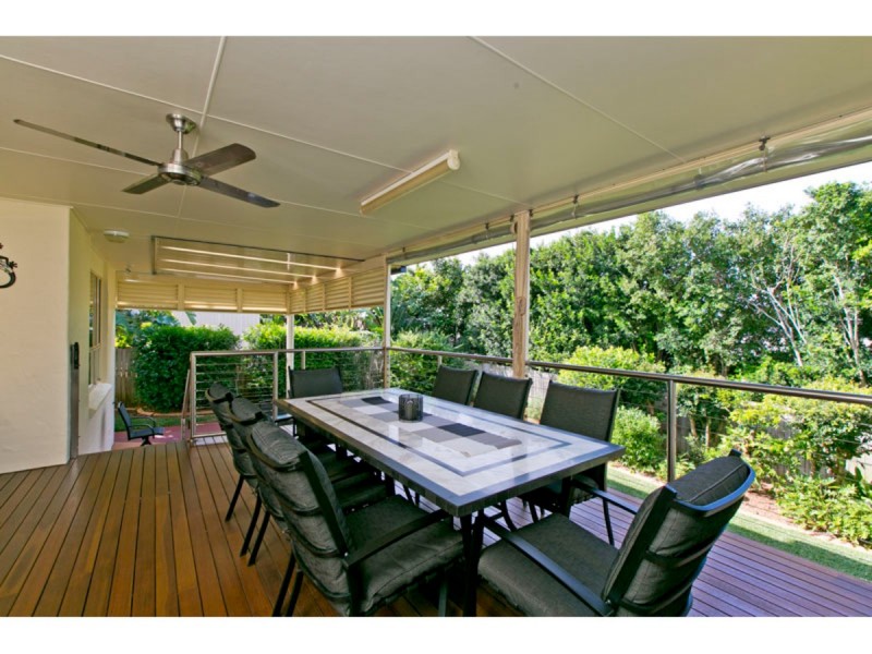 18 Hayman Street, Redland Bay QLD 4165