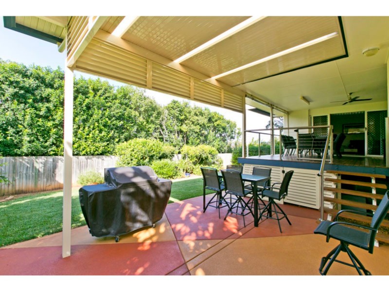 18 Hayman Street, Redland Bay QLD 4165