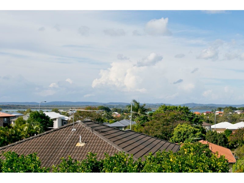 18 Hayman Street, Redland Bay QLD 4165