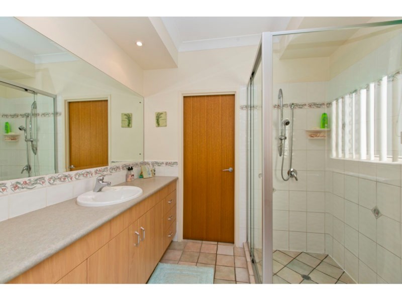 18 Hayman Street, Redland Bay QLD 4165