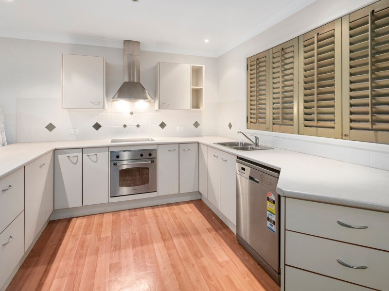 8 Phillip Street, Cleveland QLD 4163