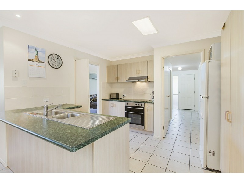 23 Chesterfield Crescent, Wellington Point QLD 4160