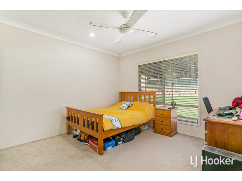 74-76 Emperor Drive, Redland Bay QLD 4165