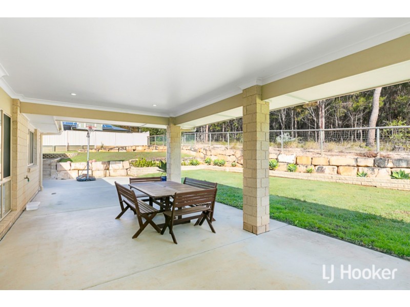 74-76 Emperor Drive, Redland Bay QLD 4165