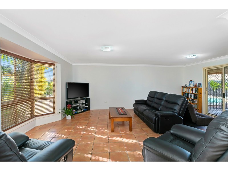 22 Spruce Avenue, Victoria Point QLD 4165