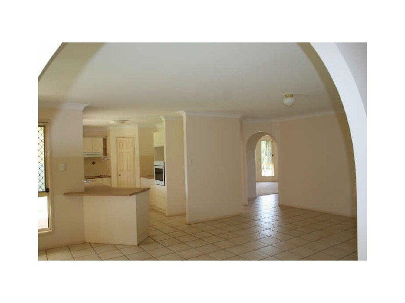 16 Mathison Court, Redland Bay QLD 4165