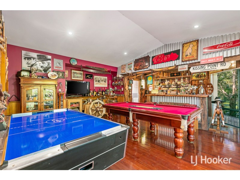 17 Jay Crescent, Redland Bay QLD 4165