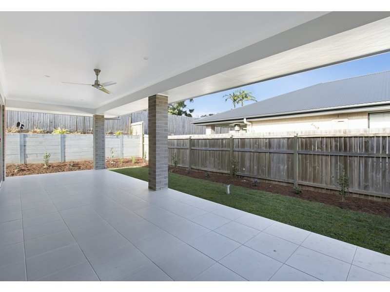 8 Newport Place, Thornlands QLD 4164