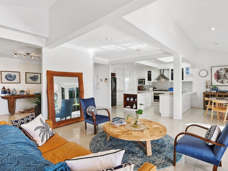 28 Anchorage Drive, Raby Bay QLD 4163