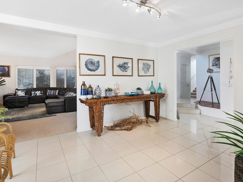 28 Anchorage Drive, Raby Bay QLD 4163