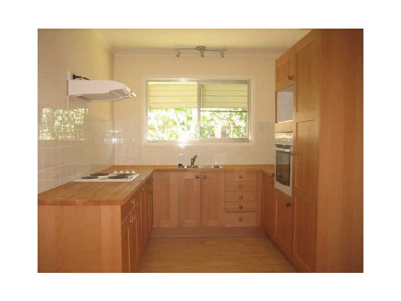 11 Michelle Court, Cleveland QLD 4163