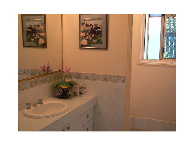 16 Norfolk Court, Victoria Point QLD 4165