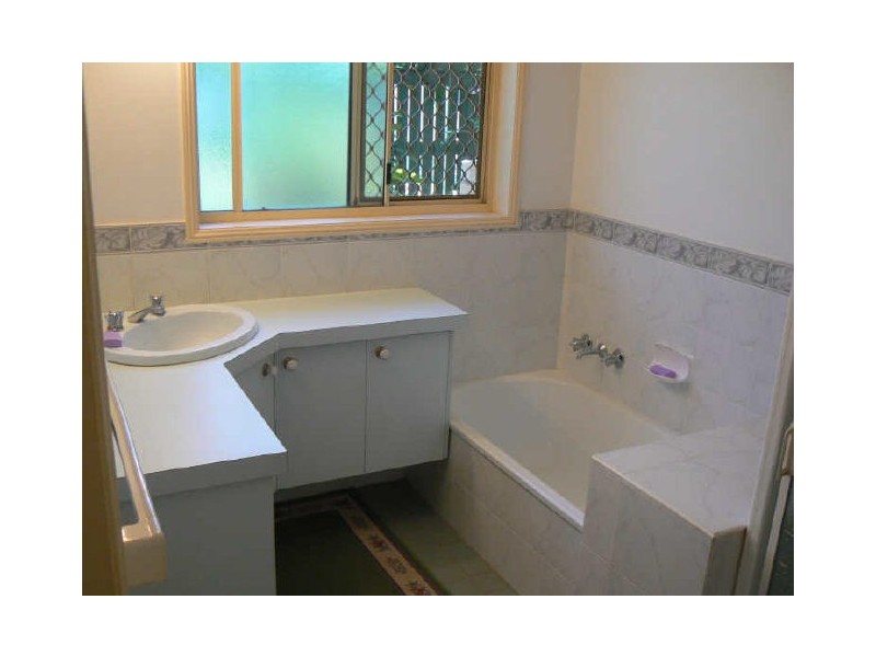 16 Norfolk Court, Victoria Point QLD 4165