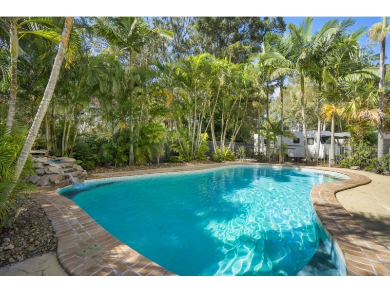 4 Honeysuckle Court, Victoria Point QLD 4165
