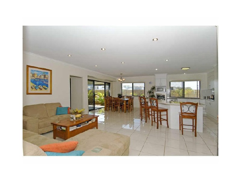 3 Nadine Crescent, Thornlands QLD 4164