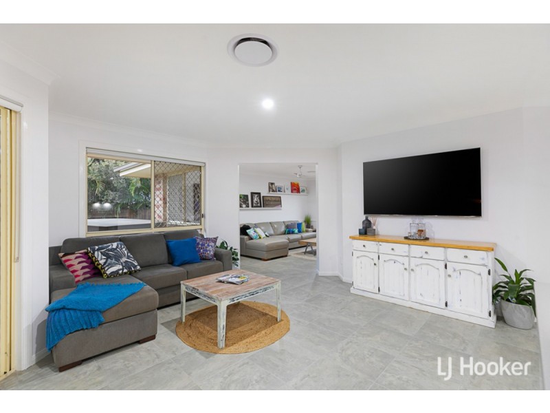 2 Keto Close, Redland Bay QLD 4165